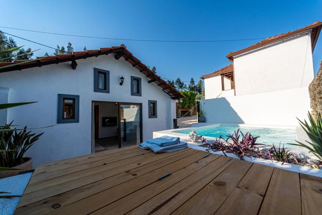 Quinta Lagares Hotel Penacova Exterior photo